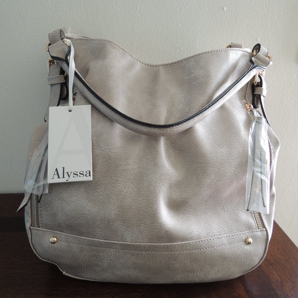 NWT mocha cream Alyssa slouchy hobo bag with gold accents, zippers